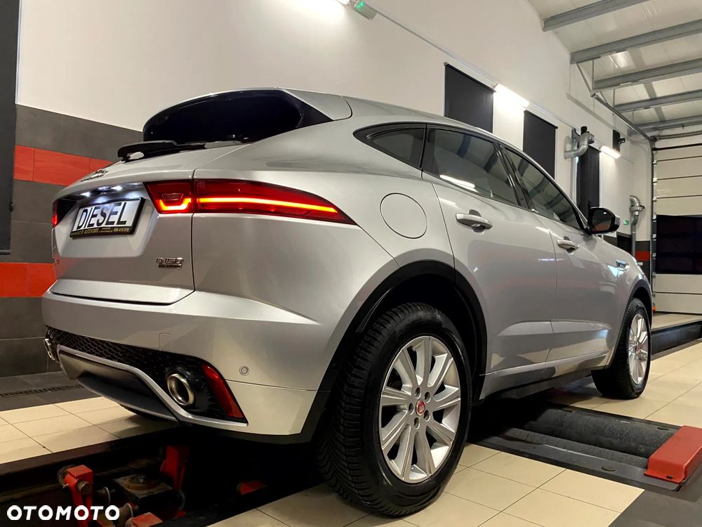 Jaguar E-Pace D150 AWD R-Dynamic HSE - 11