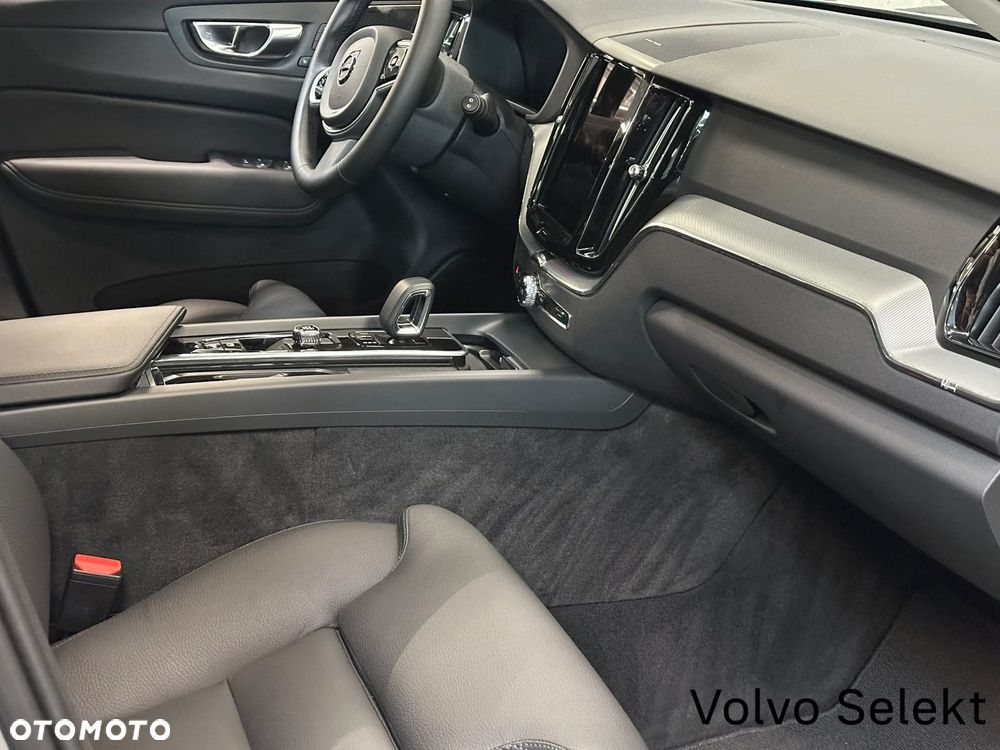 Volvo XC 60 - 35
