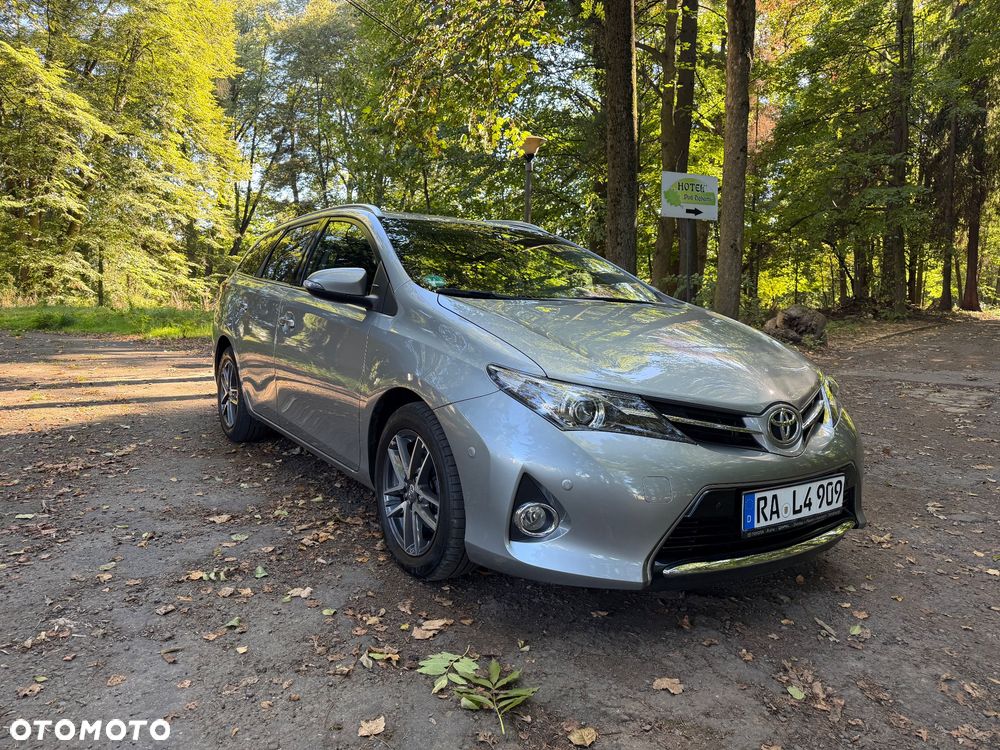 Toyota Auris 1.6 Valvematic START Edition - 1