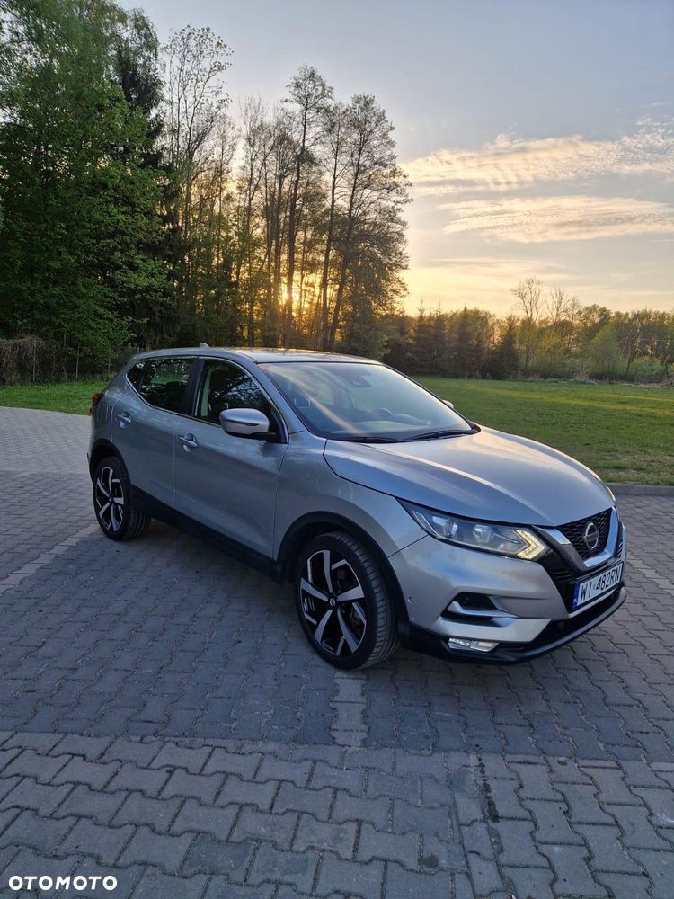Nissan Qashqai 1.3 DIG-T DCT SHIRO - 2