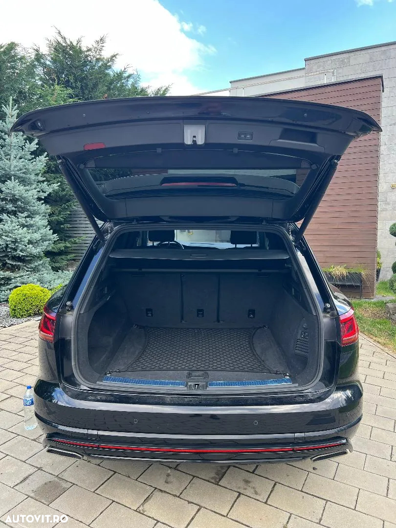 Volkswagen Touareg V6 TSI R-Style - 5