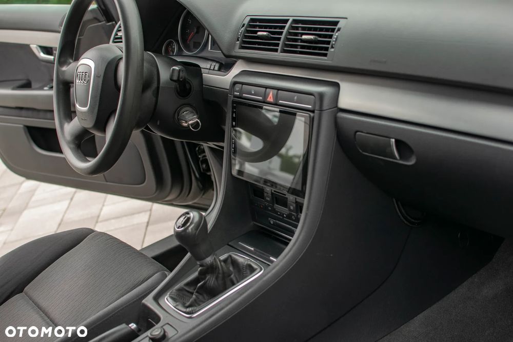 Audi A4 Avant - 35