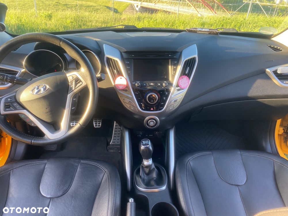 Hyundai Veloster 1.6 Premium - 5