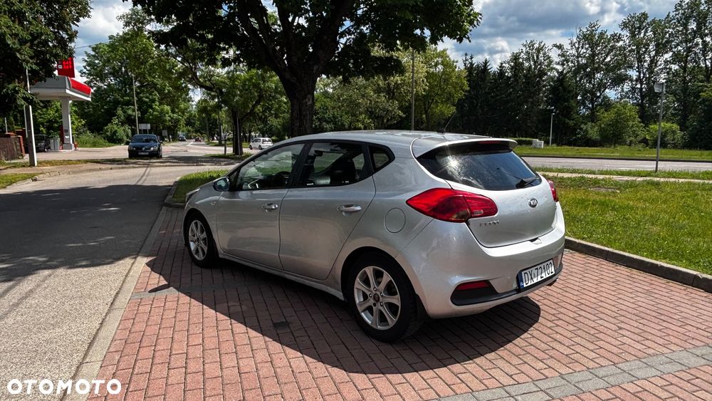 Kia Ceed 1.4 CRDi S - 4