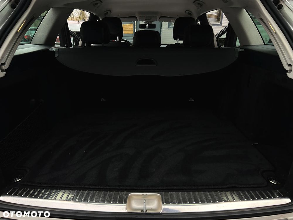 Mercedes-Benz Klasa C 220 d 9G-TRONIC - 39
