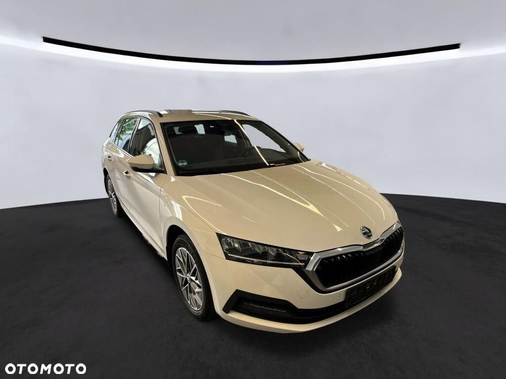 Skoda Octavia - 2