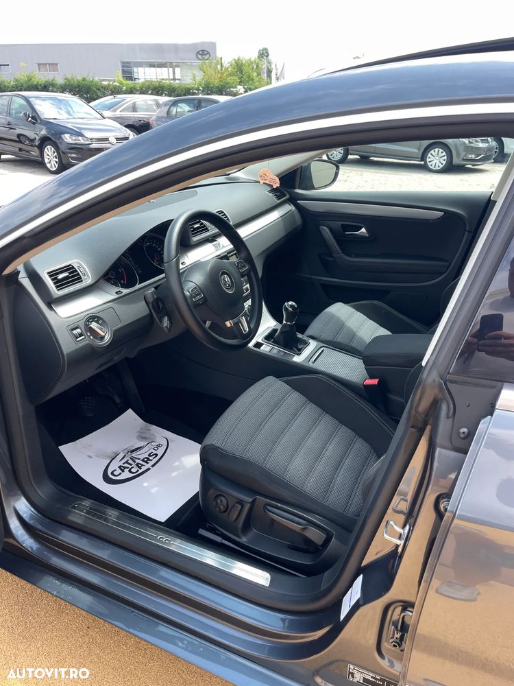 Volkswagen Passat CC 2.0 TDI - 29