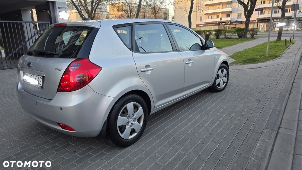 Kia Ceed 1.6 CRDi EX - 20