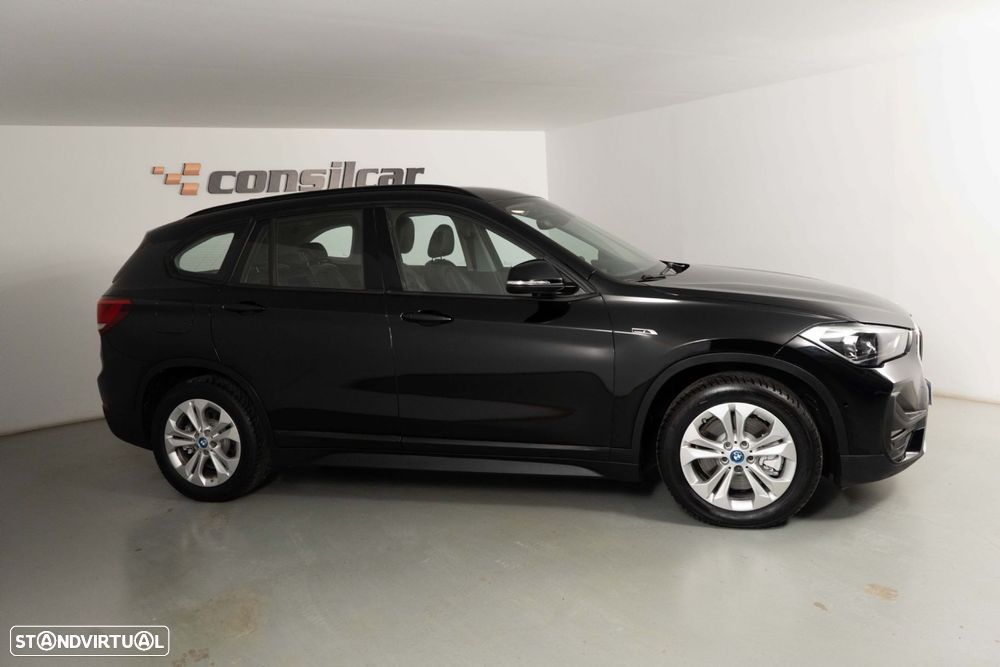 BMW X1 25 e xDrive Corporate Edition - 7