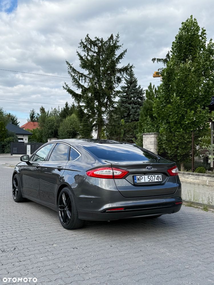 Ford Mondeo 2.0 TDCi Titanium PowerShift - 11