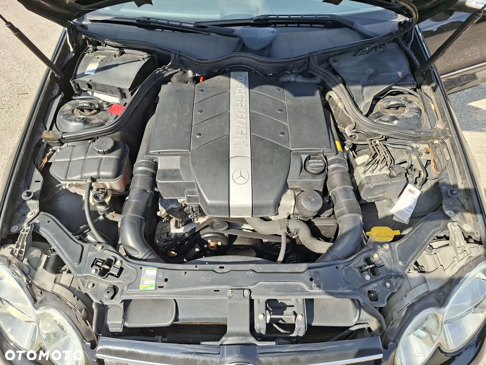 Mercedes-Benz CLK - 25