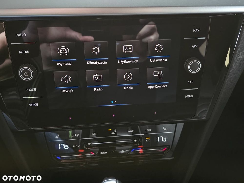 Volkswagen Arteon 2.0 TDI SCR 4Motion DSG R-Line - 38