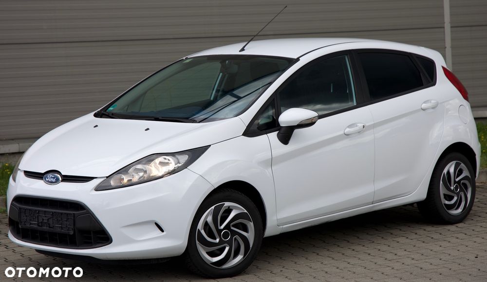 Ford Fiesta 1.25 Ambiente - 23