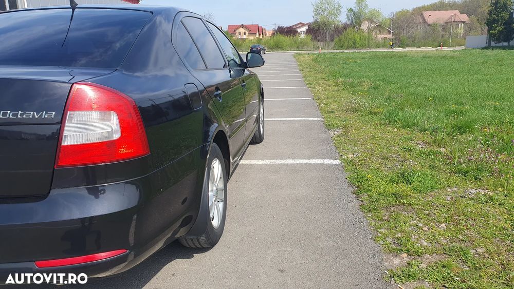 Skoda Octavia 1.4 TSI Ambiente - 4