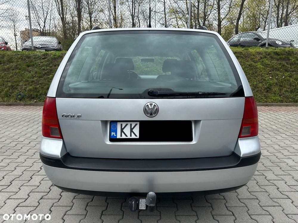 Volkswagen Golf 1.6 Basis - 6