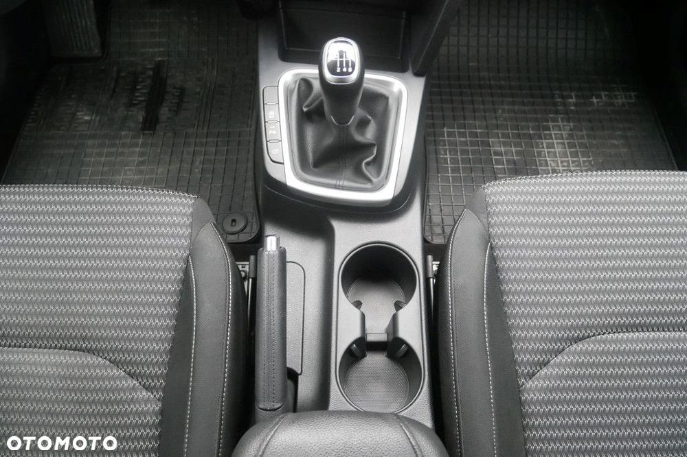 Kia Ceed 1.5 T-GDI M - 11