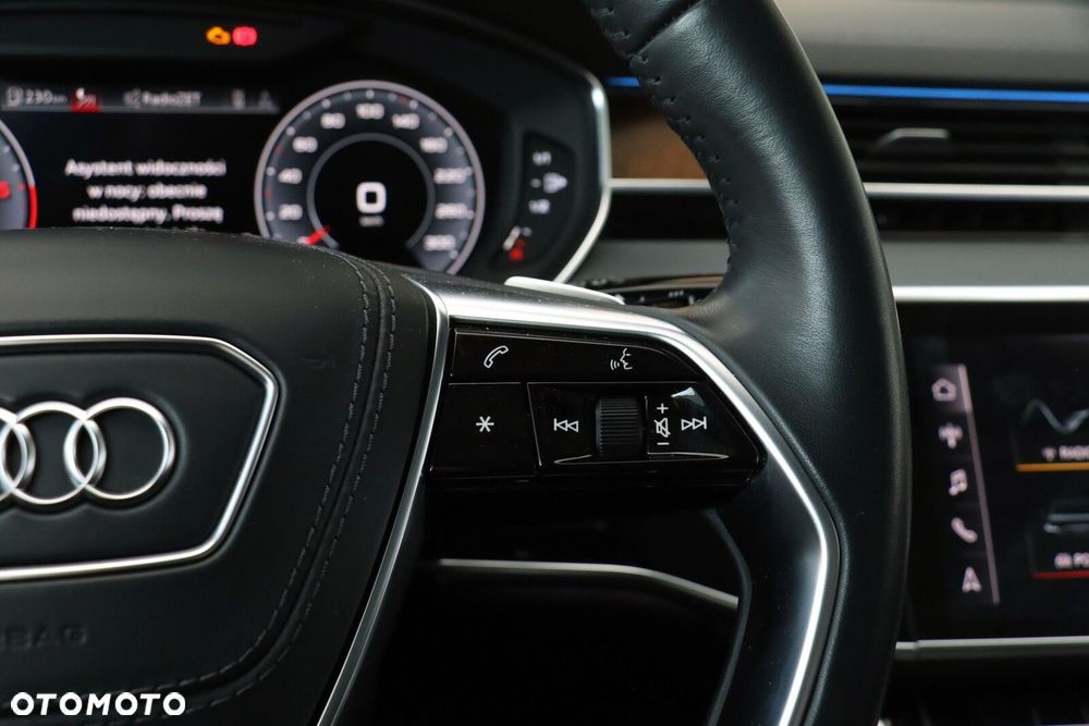 Audi A8 - 26