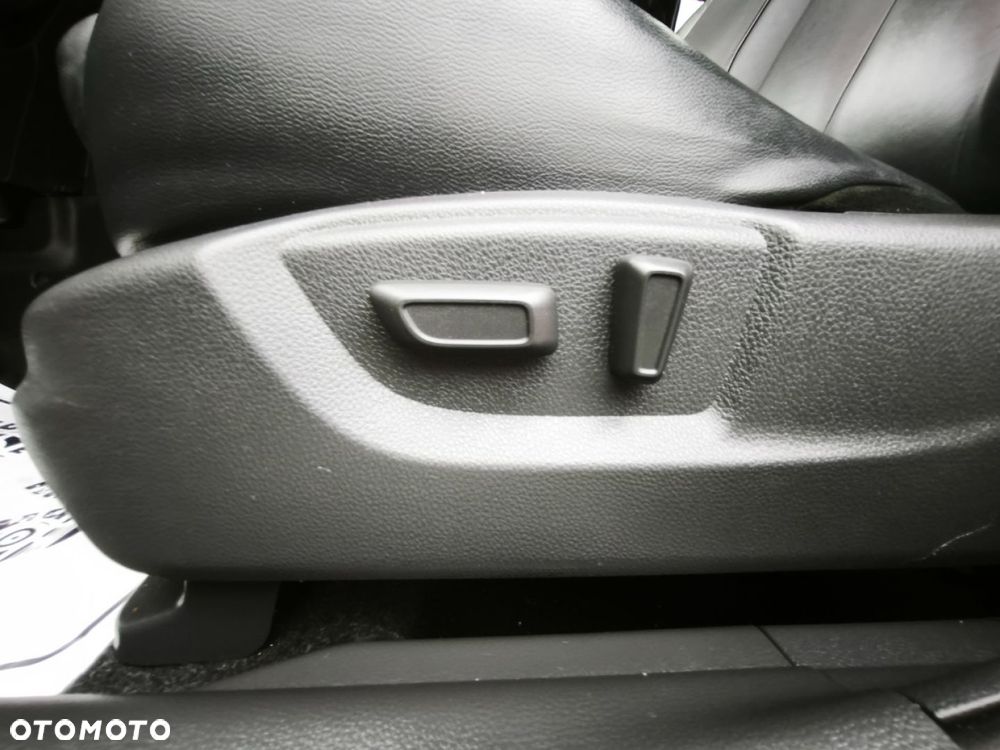 Mitsubishi Eclipse Cross - 17