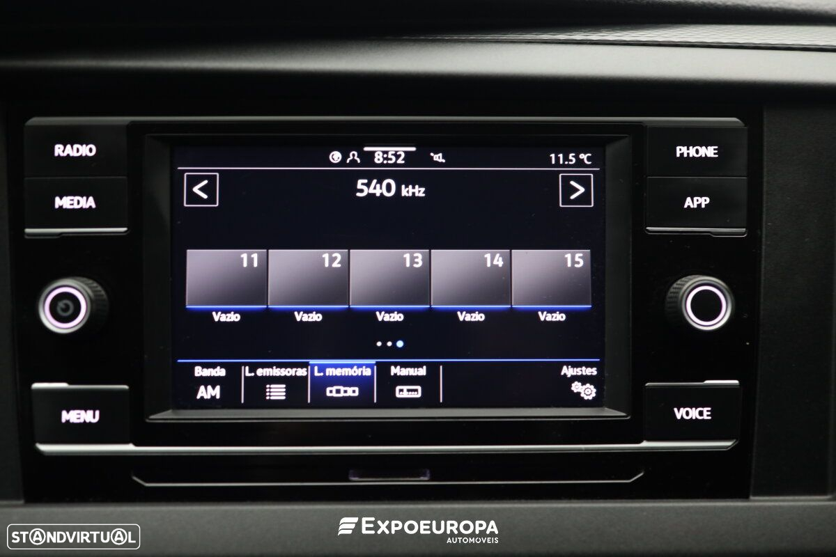 VW Transporter 2.0 Tdi Bluemotion 3 Lug - 12