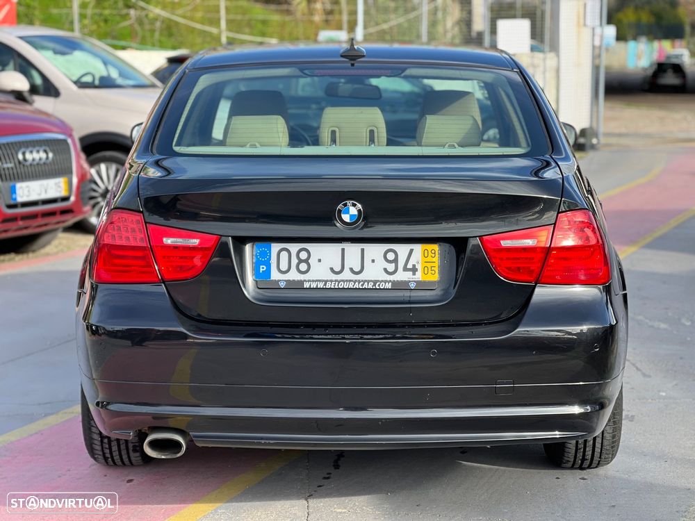 BMW 320 d Navigation Auto - 3