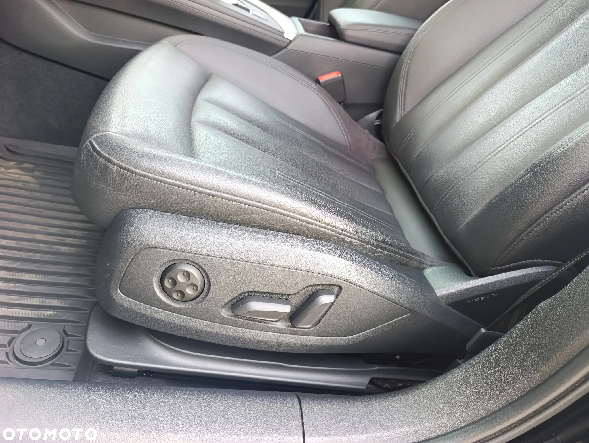 Audi A4 2.0 TFSI Quattro S tronic - 15