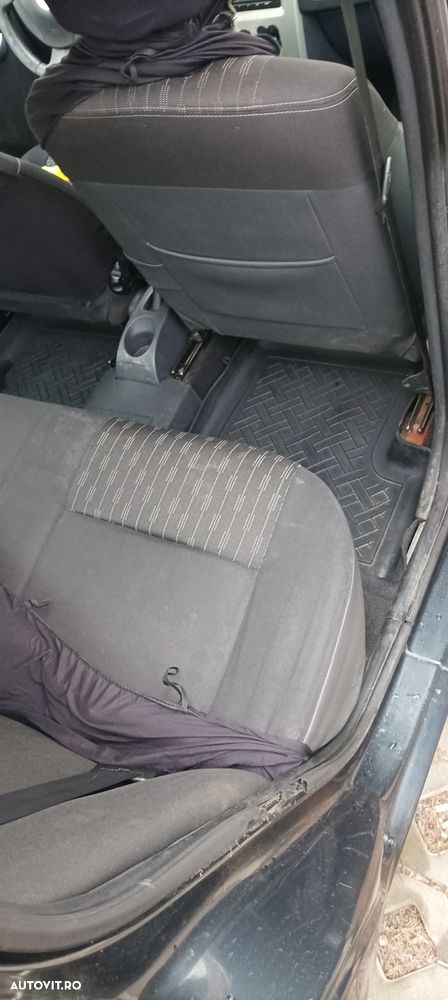 Dacia Logan - 5