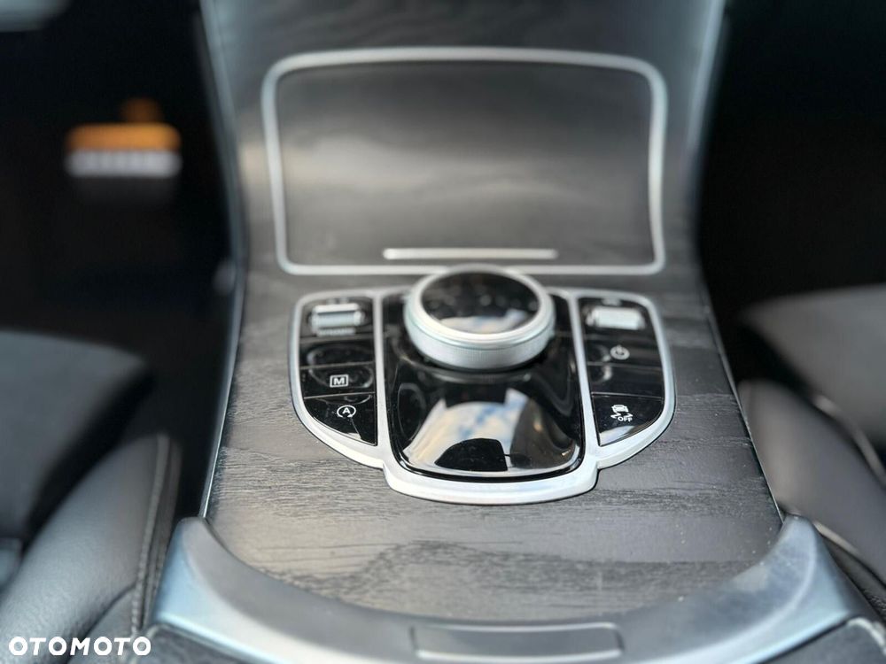 Mercedes-Benz GLC 250 4-Matic - 21