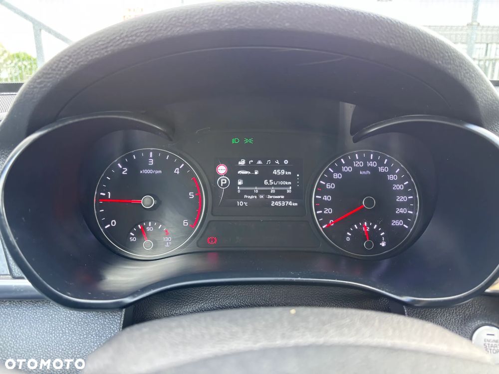 Kia Optima 1.7 CRDI L DCT - 25