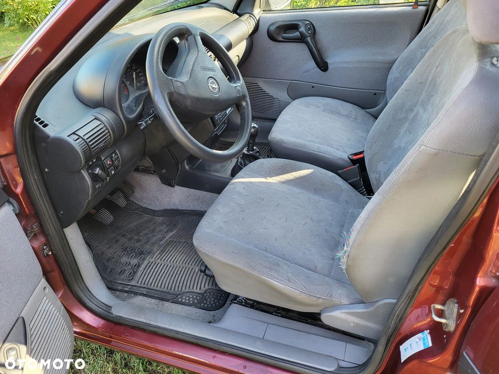 Opel Corsa - 4