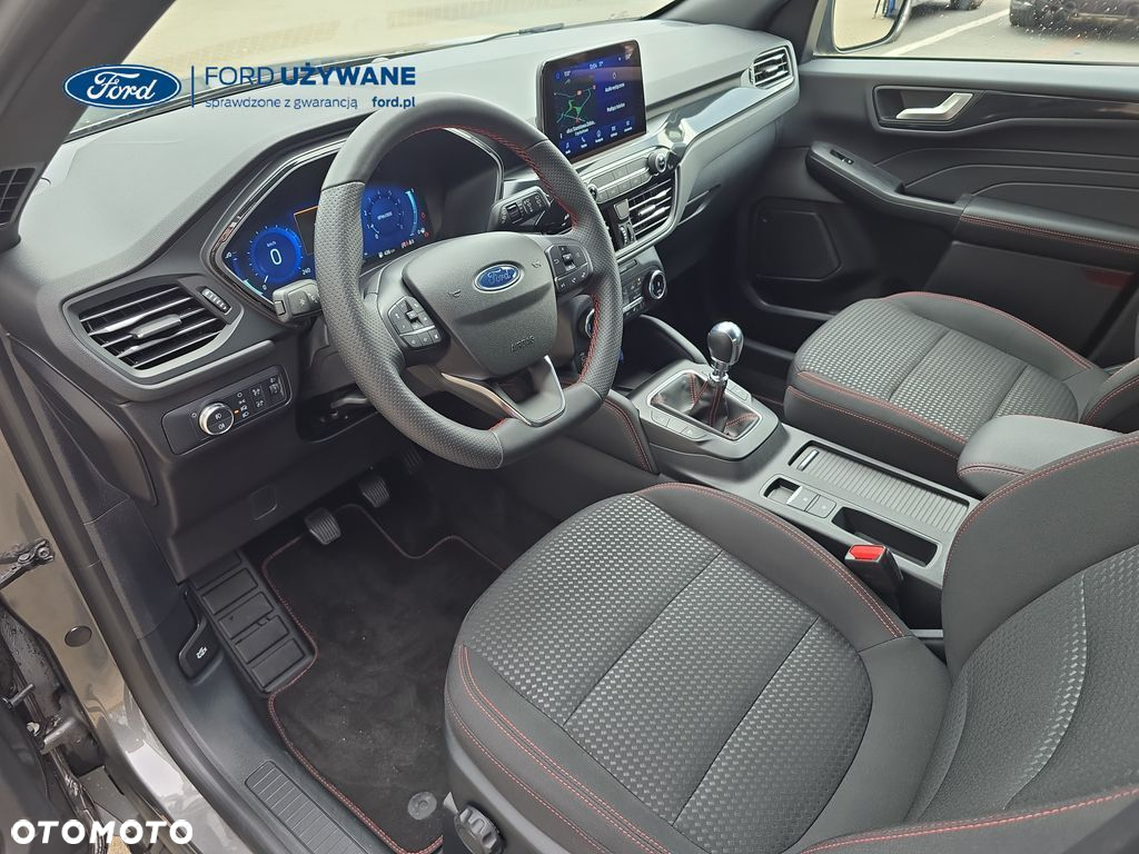 Ford Kuga - 17