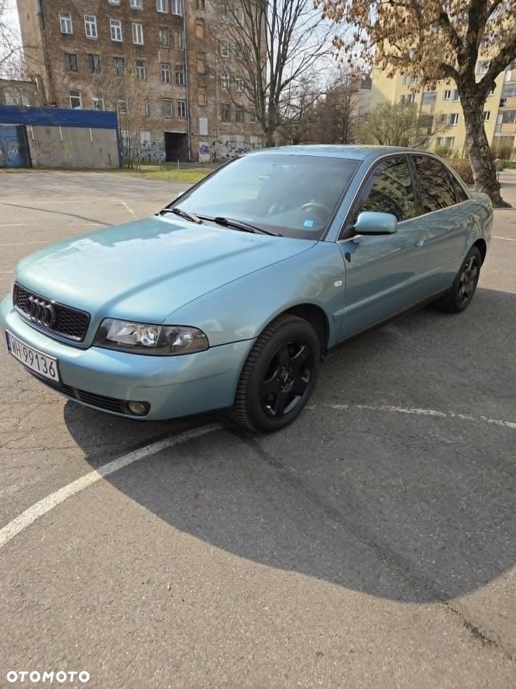 Audi A4 Limousine 1.8T - 1