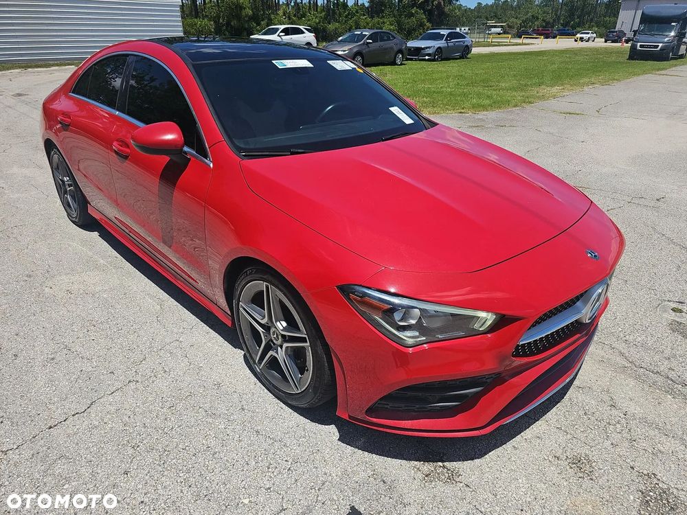 Mercedes-Benz CLA 250 4Matic 7G-DCT AMG Line - 3