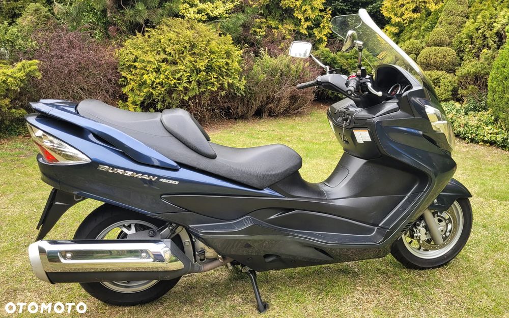 Suzuki Burgman - 27