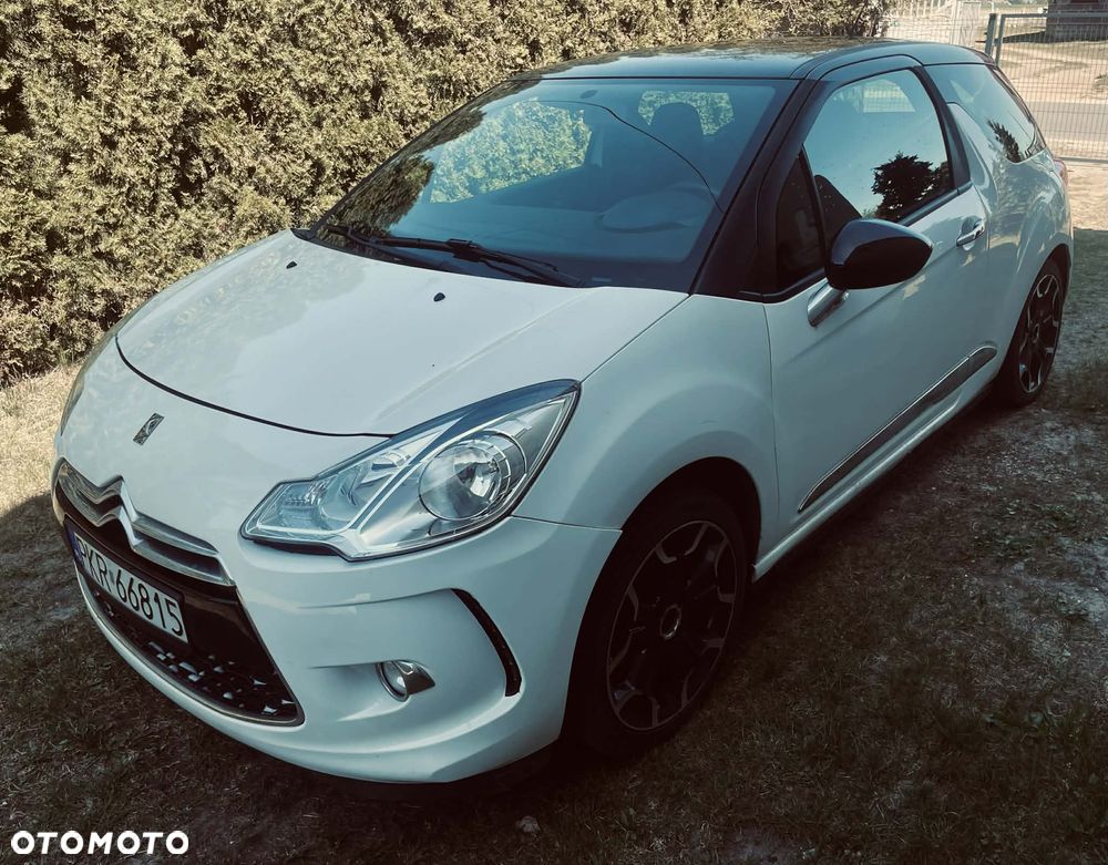 Citroën DS3 e-HDi 90 FAP SoChic - 1