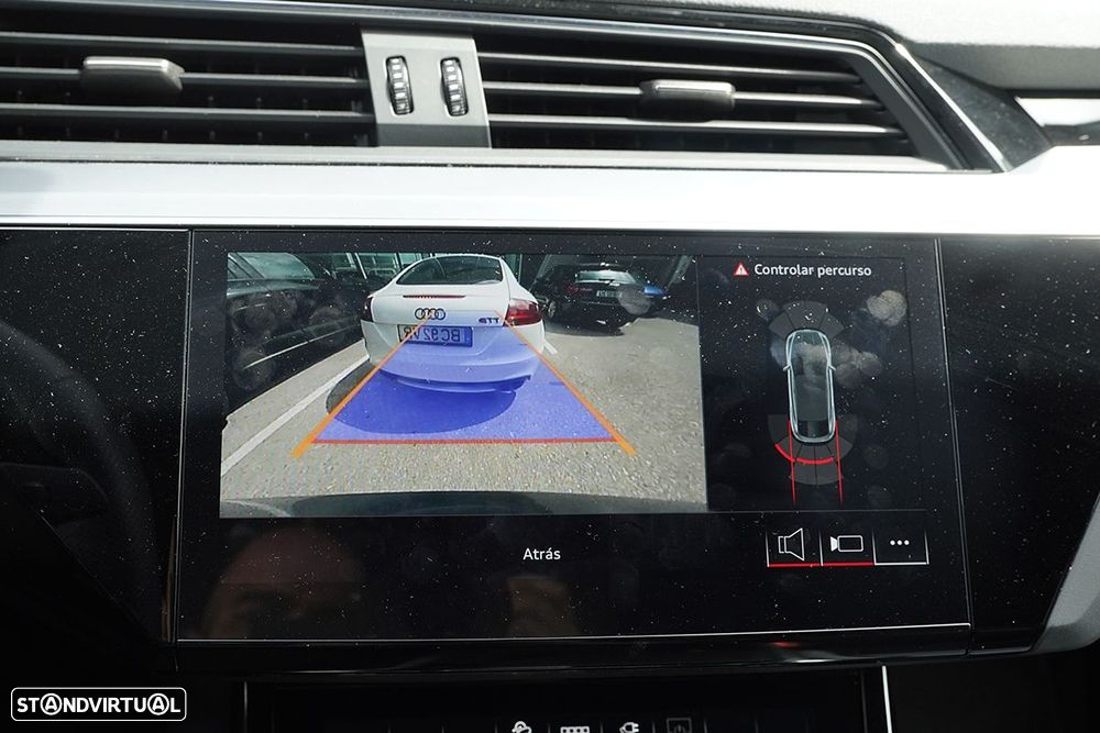 Audi Q8 e-Tron Sportback 50 quattro S line - 12