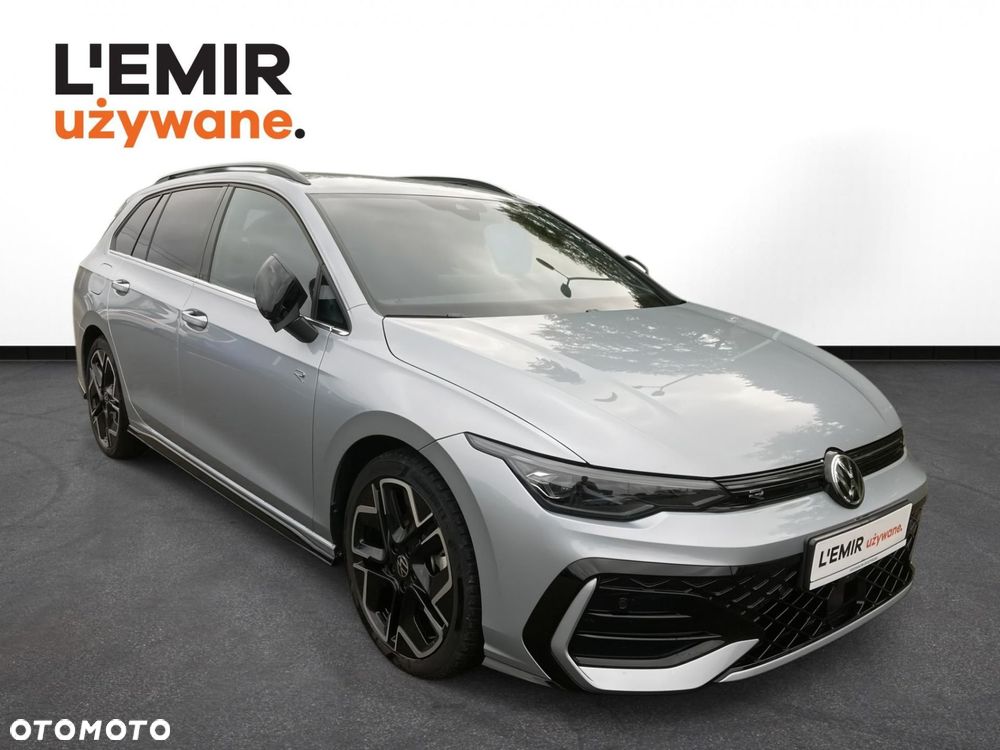 Volkswagen Golf VIII 1.5 eTSI mHEV R-Line DSG - 32
