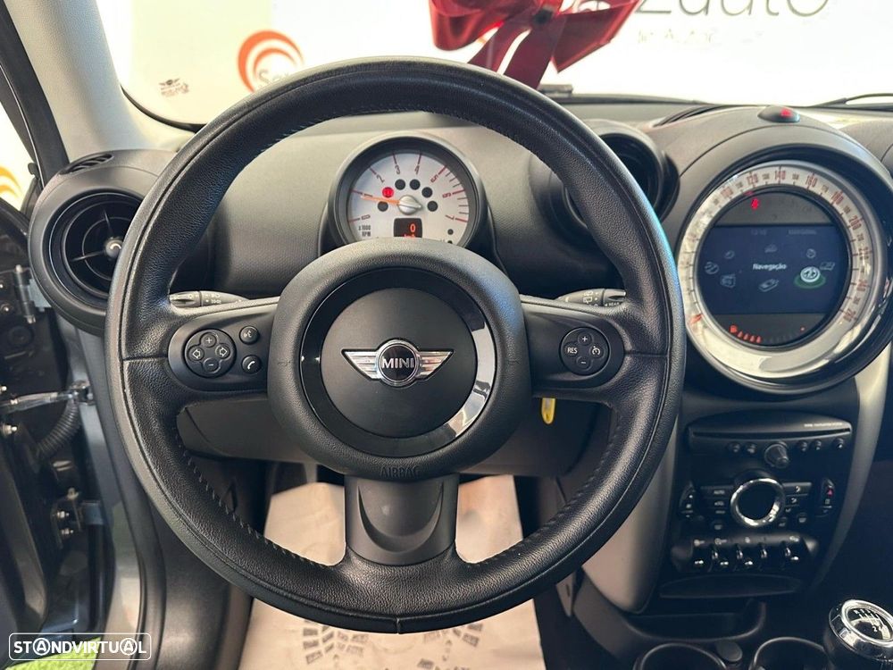 MINI Countryman Cooper D - 12