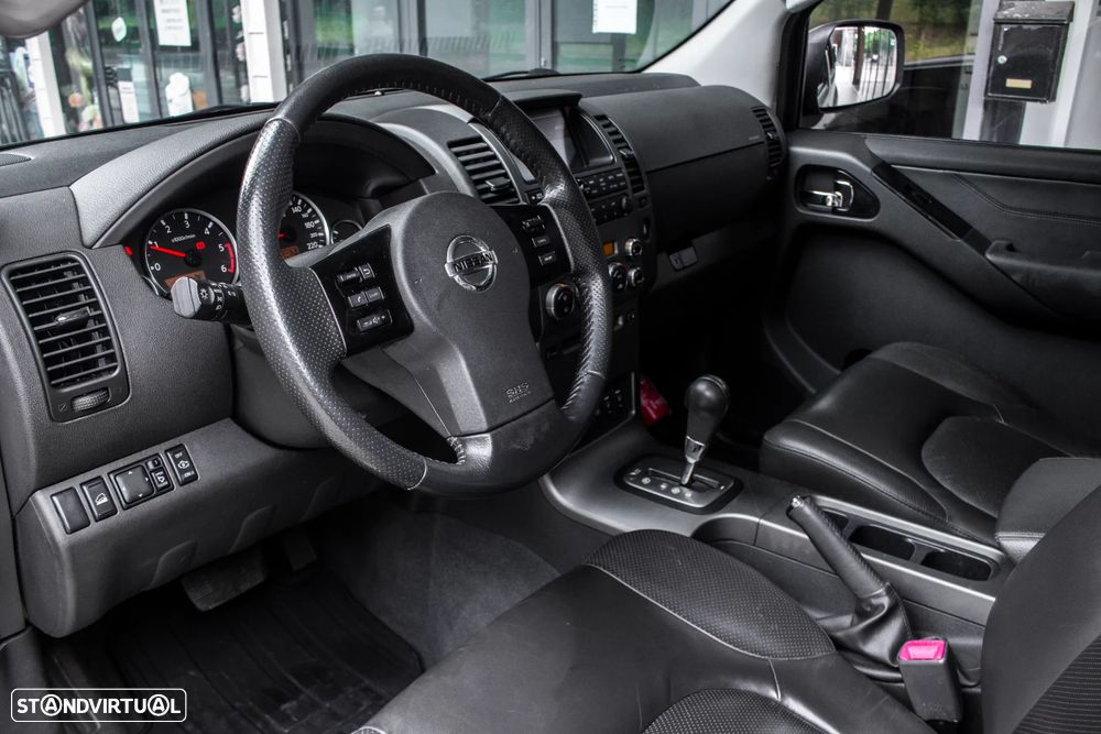 Nissan Pathfinder 2.5 dCi Aut. SE - 24