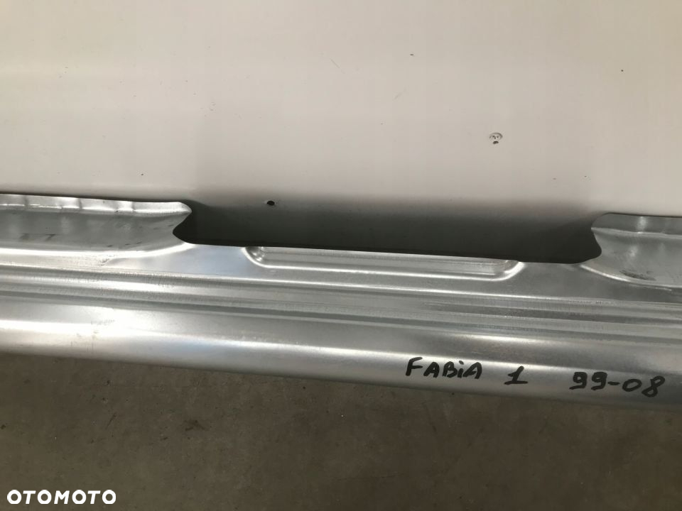 Poszycie Skoda Fabia I 99-08r. lewy próg reperaturka ĆWIARTKA VAN WEZEL 7625103 - 3