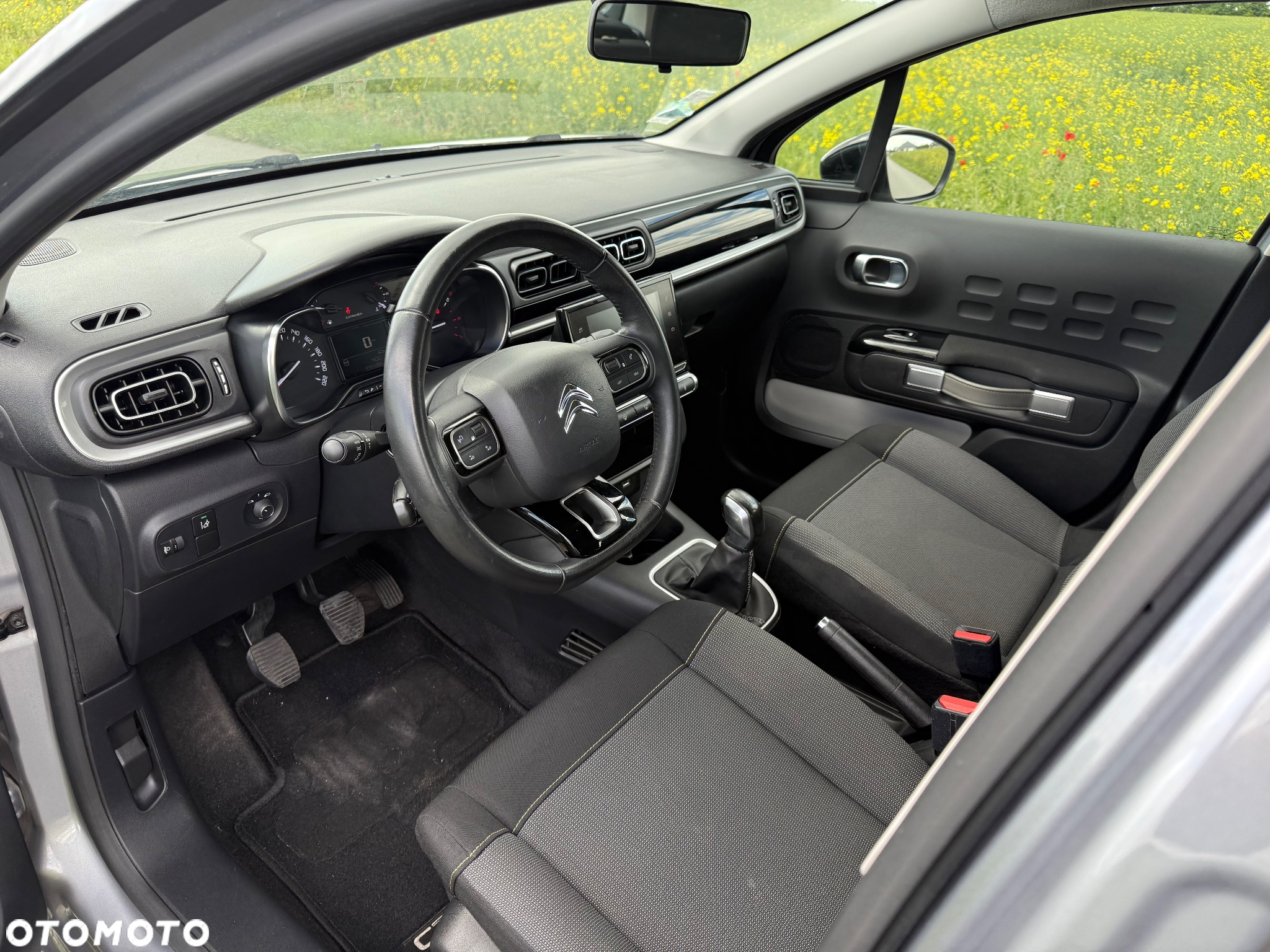 Citroën C3 1.2 PureTech Shine - 6