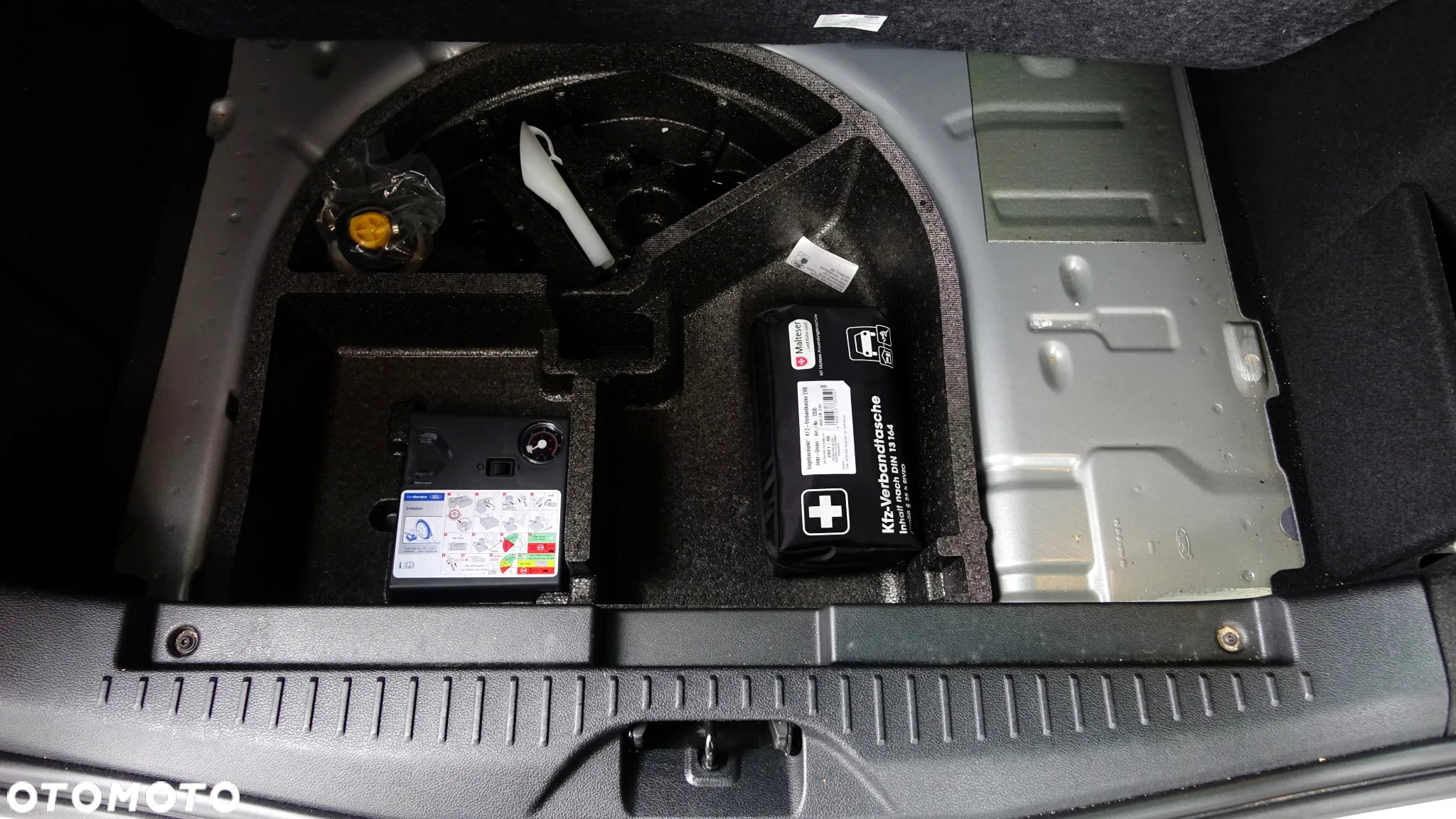 Ford B-MAX 1.0 EcoBoost SYNC Edition - 31