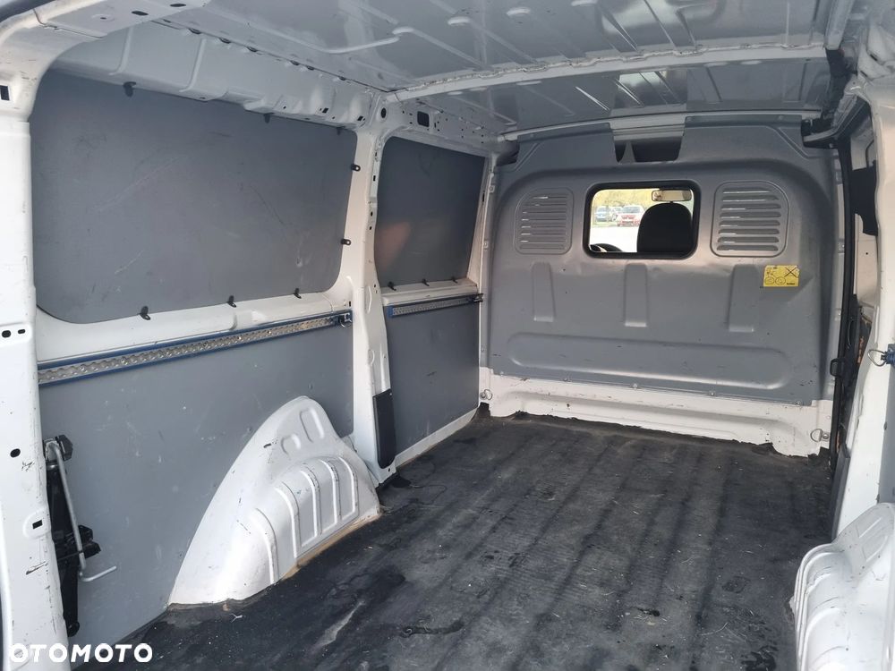 Peugeot EXPERT - 16