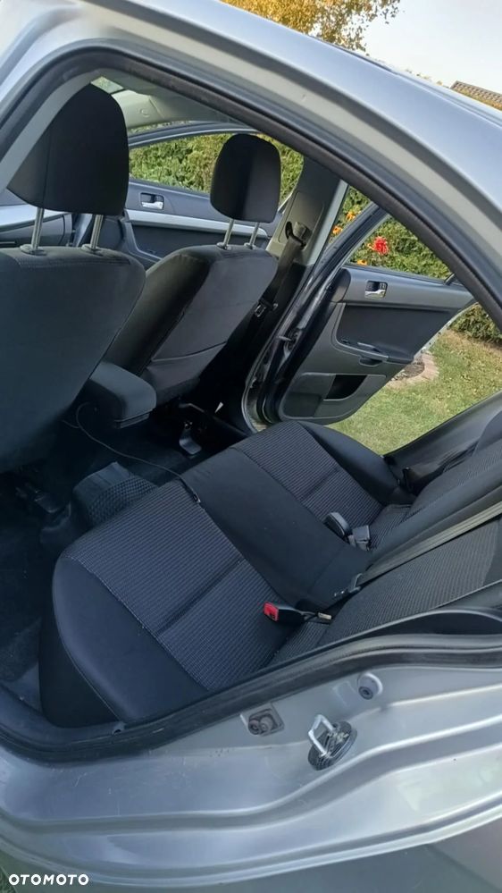 Mitsubishi Lancer 1.8 DI-D ClearTec Inform - 22