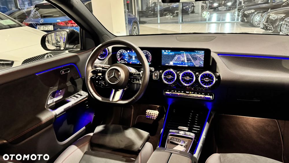 Mercedes-Benz GLA 200 AMG Line - 15