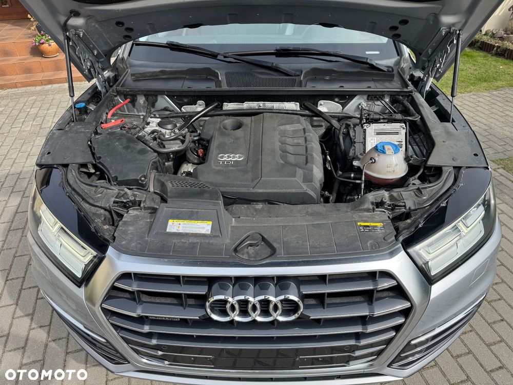 Audi Q5 40 TDI Quattro S tronic design - 23