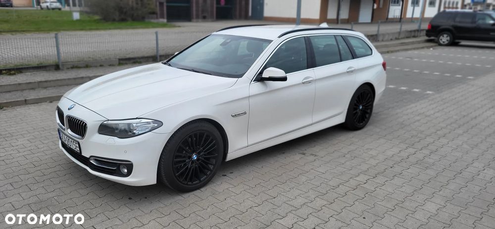 BMW Seria 5 520d Luxury Line - 2