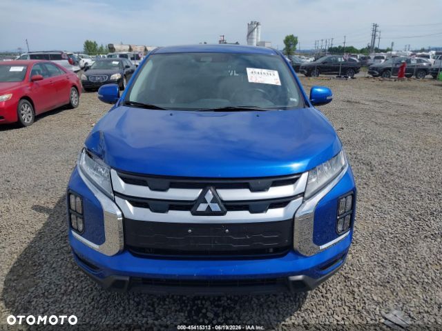 Mitsubishi ASX - 9