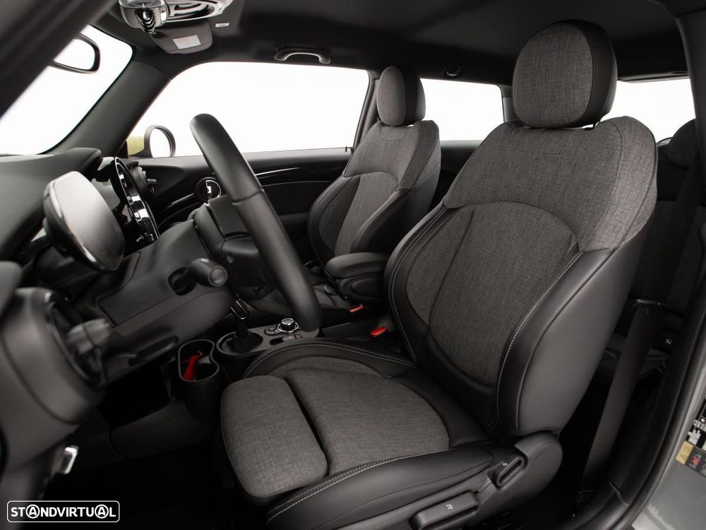 MINI 3 Portas Cooper SE Essential - 8