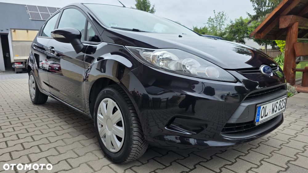 Ford Fiesta 1.25 Celebration - 12