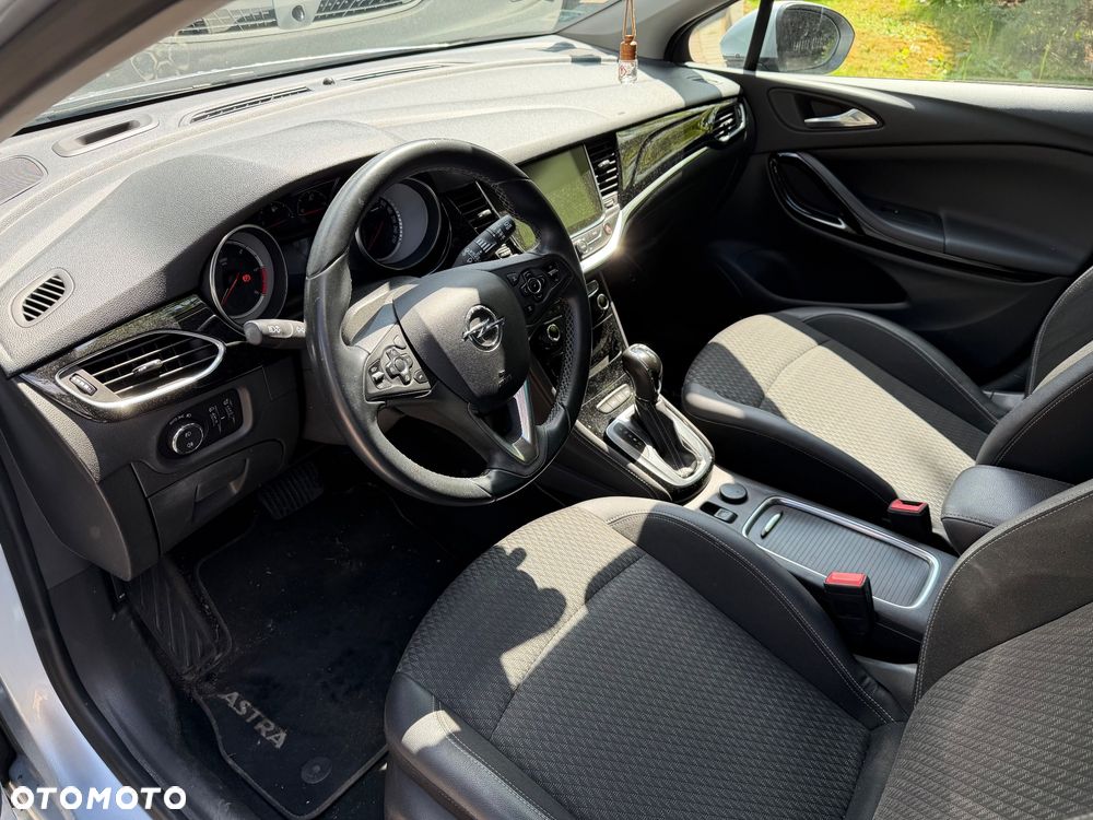 Opel Astra 1.6 CDTI - 10